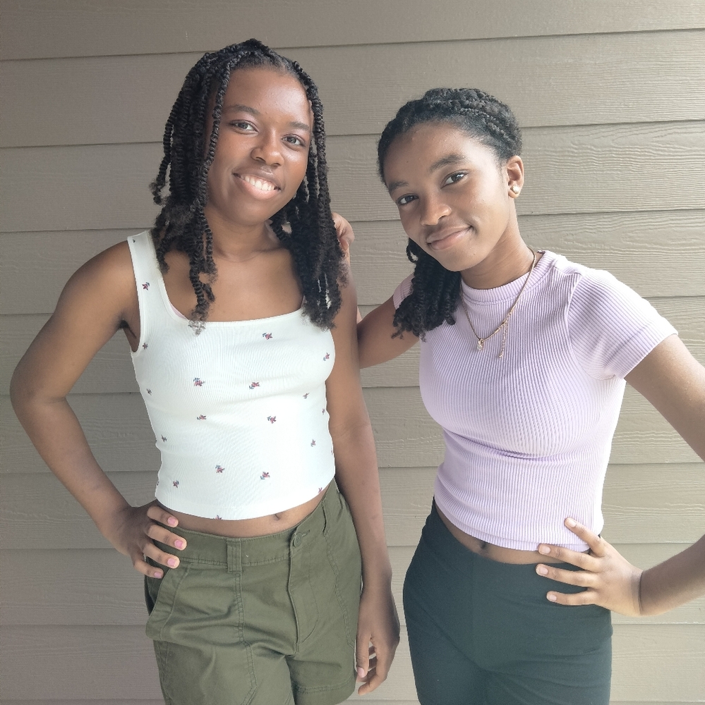 Meet your Posher, Erica and Ebonie